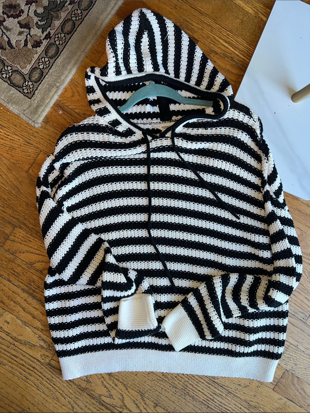 Workshop Republic Clothing Black & White Striped Zip-Up Hoodie Sweater - Large